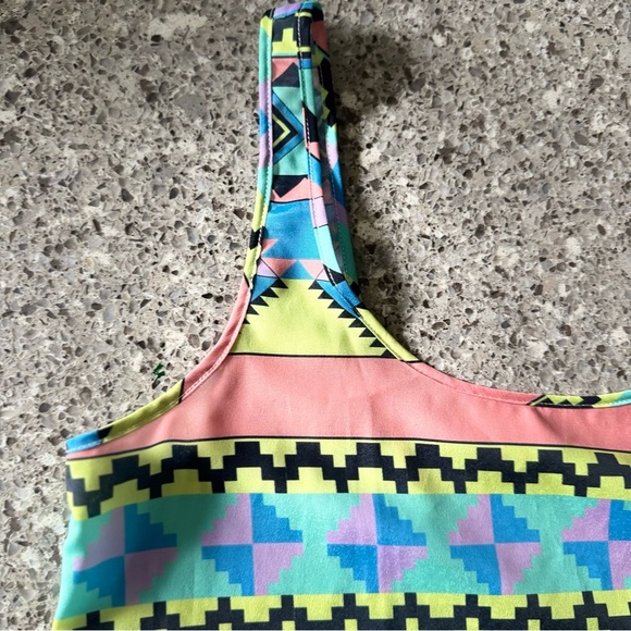 NASTY Gal Whitney Eve Colorful Geometric Print Women's Tank Top - Size Small ⭐ - Picture 9 of 10